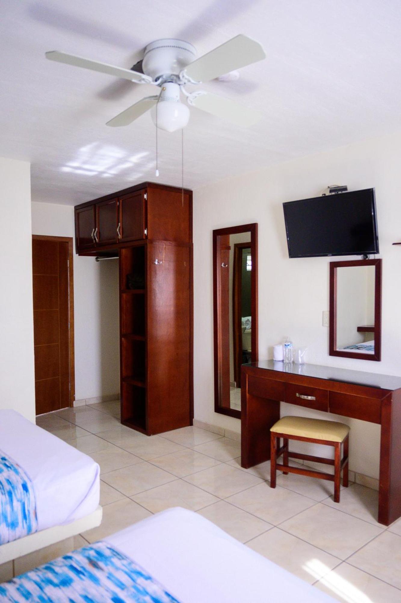 Hotel Acuario En Ocotlan 外观 照片