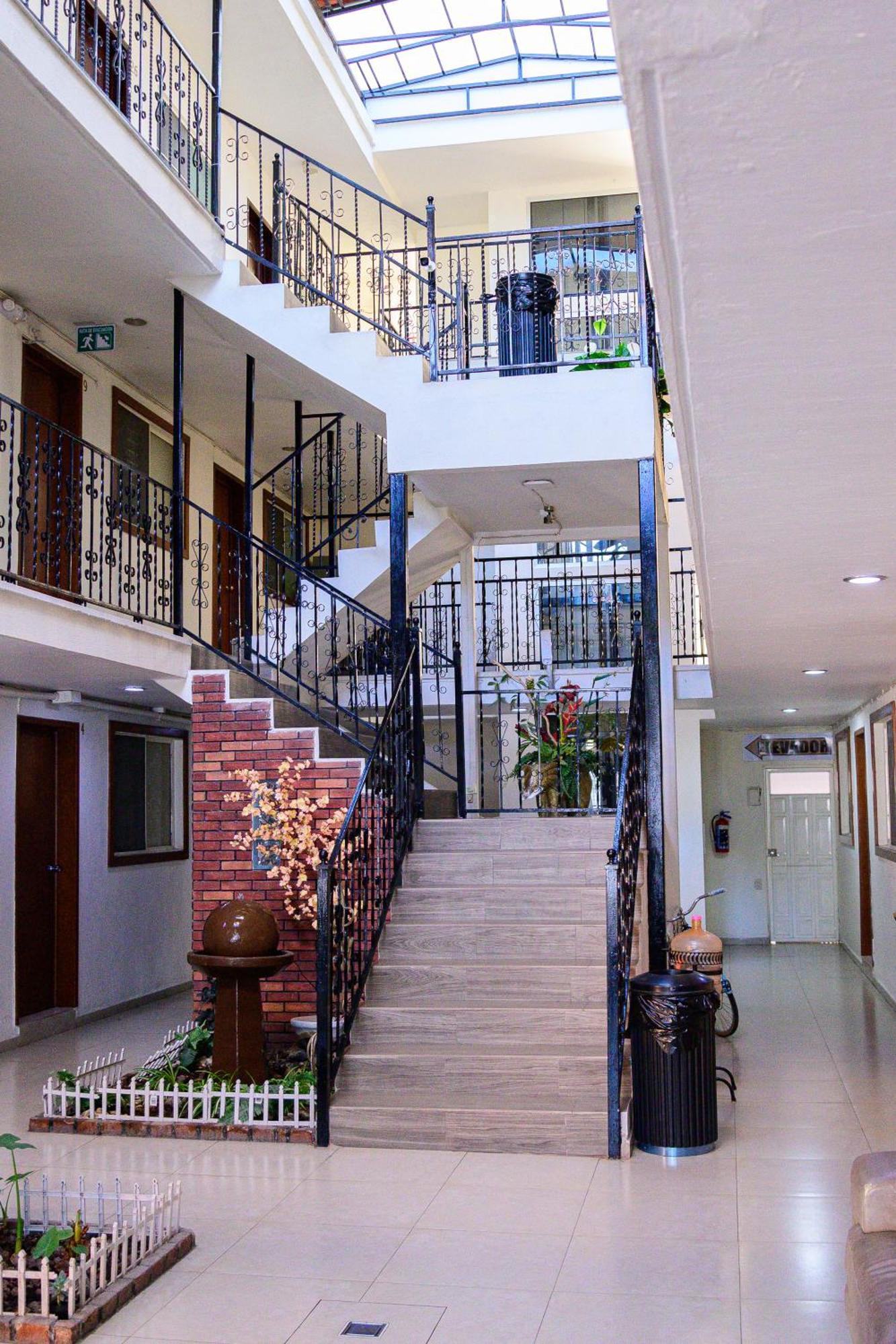 Hotel Acuario En Ocotlan 外观 照片